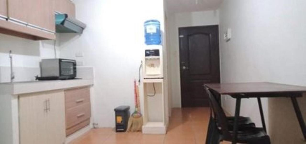 Apartment One Oasis A1 Sm Mall Free Pool Wifi Davao